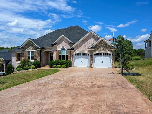 3rd image of 1368 Lake Manor Dr Lot 17