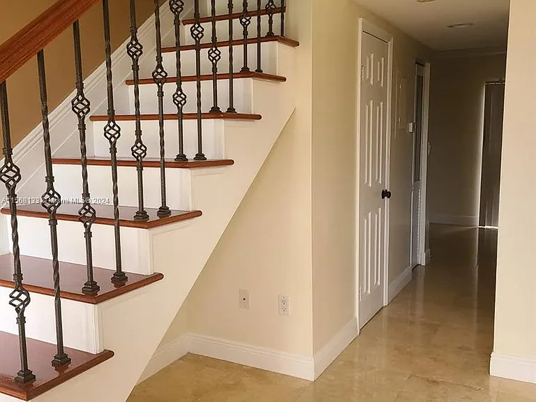 1907 SW 107th Ave #801 — Photo 3