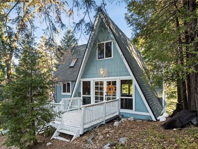 324 Mittry Ln, Lake Arrowhead, CA, 92352
