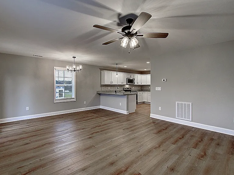 33 Atlas Way — Photo 10