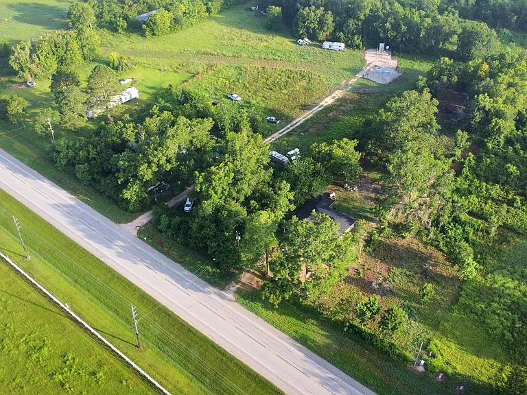 2826 W FM 1462 — Photo 7