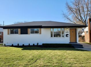 21425 Parkway St, Saint Clair Shores, MI 48082