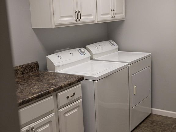 5th image of 2116 Cody Dr #B