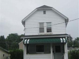 722 N 4th St, Jeannette, PA 15644