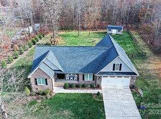 2124 Layton Ln, Newton, NC 28658