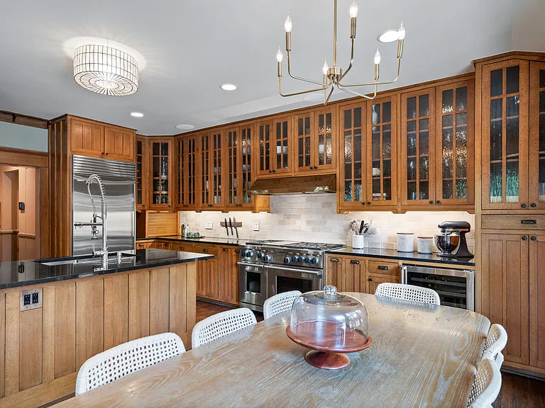 3900 Bowser Ave — Photo 7