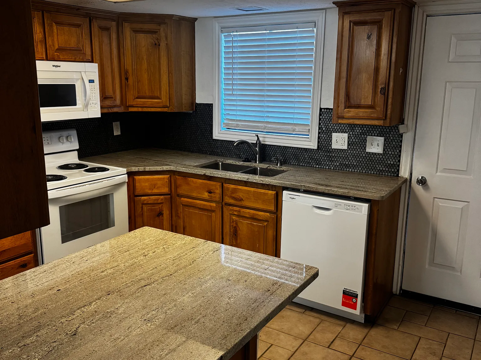 1113 Booth Drive — Photo 4