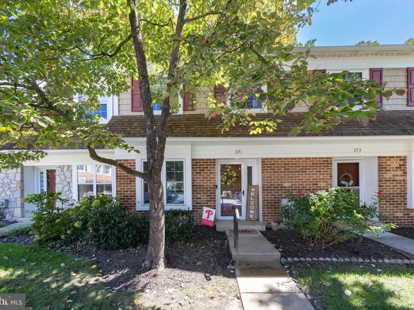 371 Saybrook Ln #165, Wallingford, PA 19086