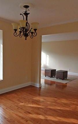 5th image of 121 Saint Julien St