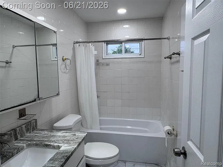 1412 E Goulson Ave — Photo 9