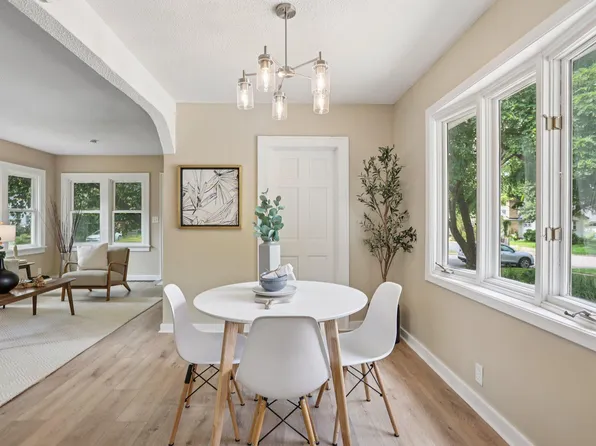 4342 Xenia Ave N, Crystal, MN 55422