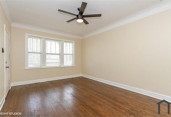 3rd image of 8416 S Brandon Ave #1