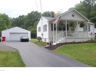 7798 Hubbard Bedford Rd, Hubbard, OH 44425