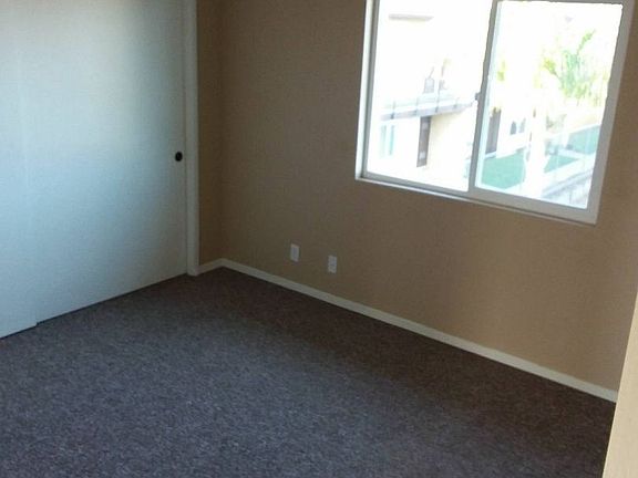5th image of 2152 Vista St #2160
