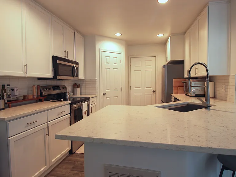 561 Elma Ave NE — Photo 13