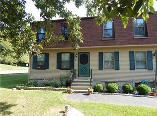 70 Bay Path Way, Branford, CT 06405