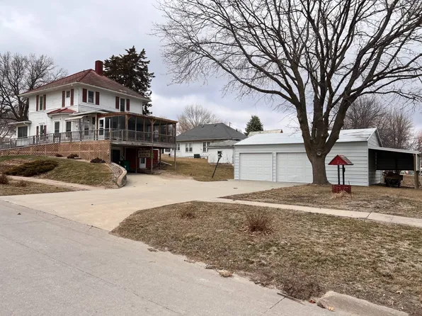 700 Quincy St, Corning, IA 50841