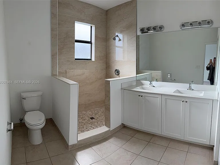 25180 SW 114th Ave #10 — Photo 5