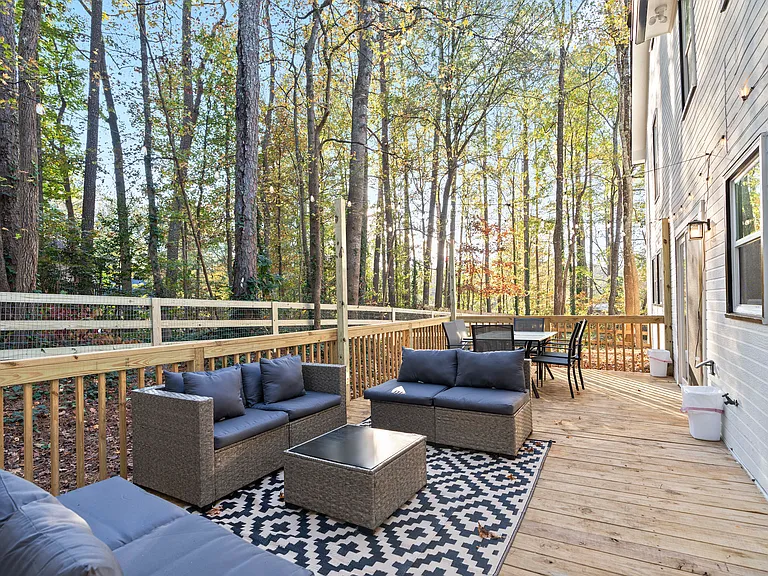 4124 Gregory Manor Cir SW — Photo 39