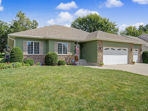 1116 W 15th St S, Newton, IA 50208