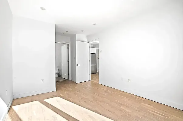 Rented by Living New York | media 31