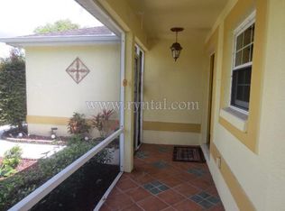 7830 48th Ave E, Bradenton, FL 34203