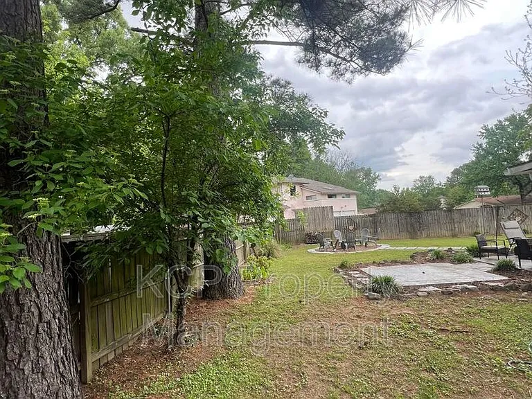 10511 Meandering Way — Photo 30