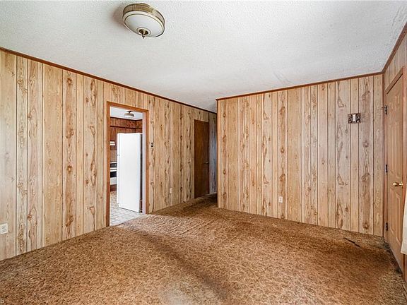 5th image of 3734 Carole Dr