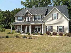 1st image of 153 Oakwood Dr