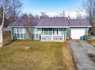 990 W Edinborough Dr, Palmer, AK 99645