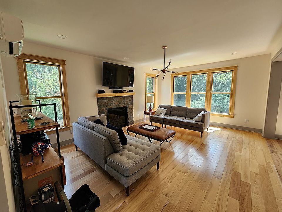 2nd image of 2008 Sablewood Dr