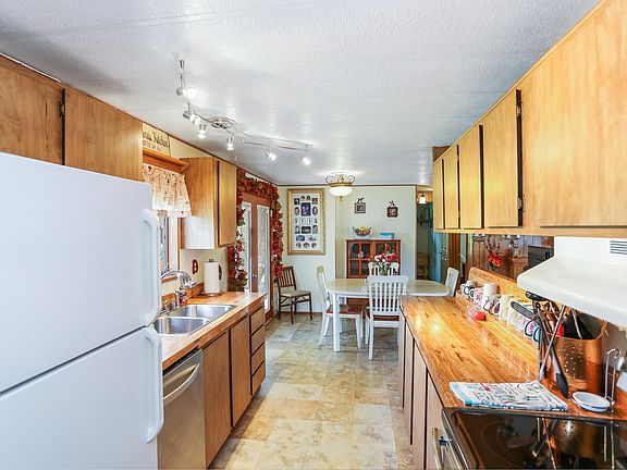 5th image of 2625 E 12th Ave