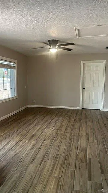 3 bed, 2.0 bath, 1110 sqft, $1,500 — Photo 4