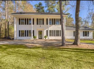 102 Wood Forest Ln, Huntsville, TX 77340