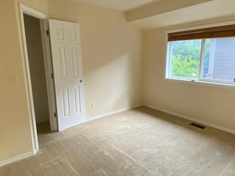 5539 Jewel Creek Ct — Photo 13