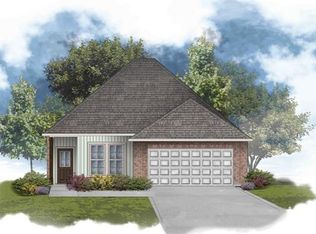 221 Covington Cottage Ln, Covington, LA 70433