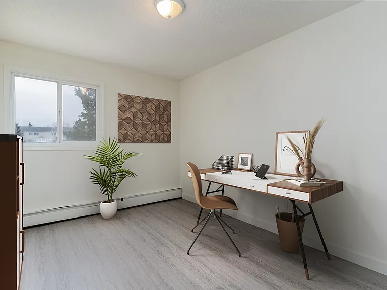 17738 81st Ave NW — Photo 4