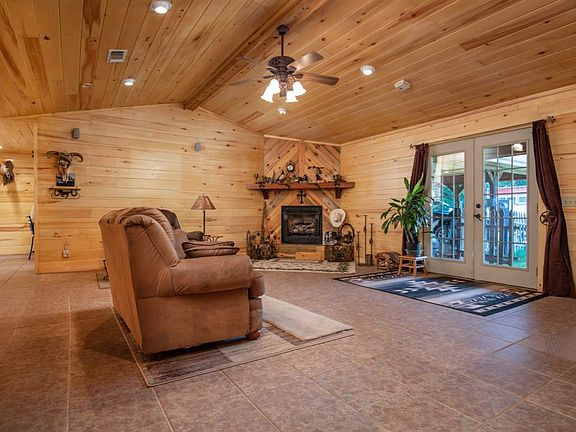3rd image of 492 County Road 3117