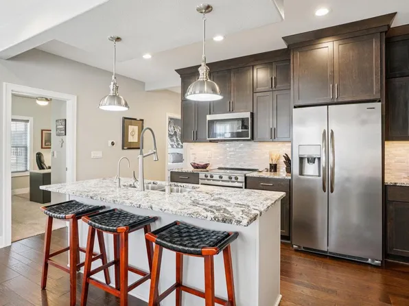 21846 South Weather Edge CIRCLE #231, Lannon, WI 53046