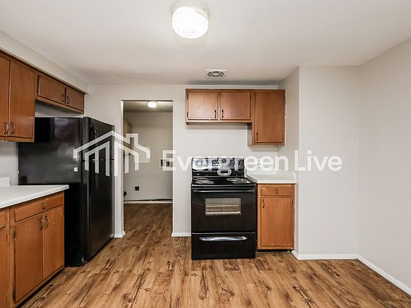 5th image of 1712 W Loveland Ave
