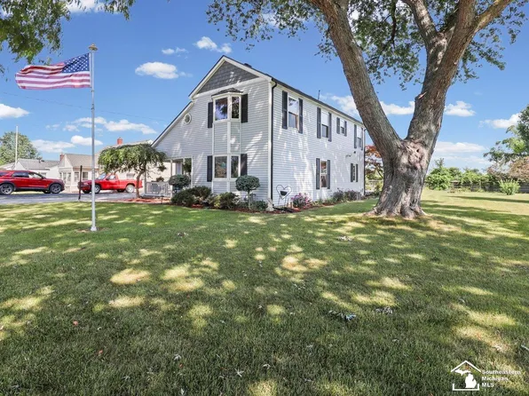 978 Streetman St, Erie, MI 48133