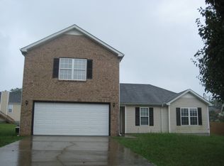 1141 Benton Mason Dr, La Vergne, TN 37086