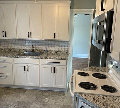 3rd image of 1594 Trolley Rd #3