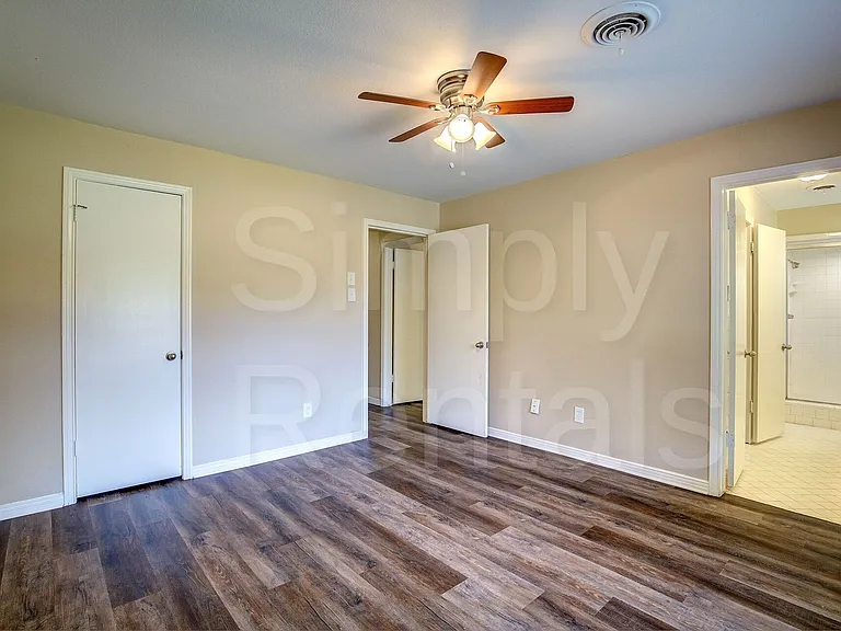6426 Chapman Dr — Photo 36