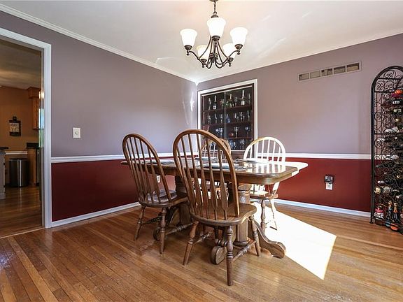 5th image of 3562 Sunset Ln