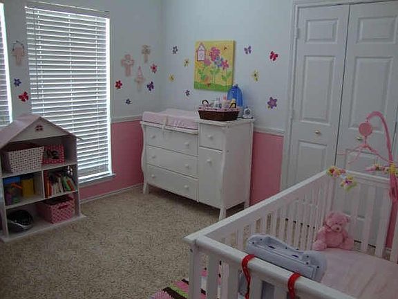 3rd image of 1496 Bregenz Ln