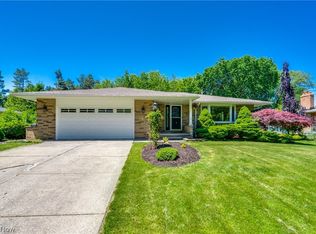9942 Vista Dr, North Royalton, OH 44133