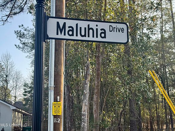 5th image of 37 Maluhia Dr
