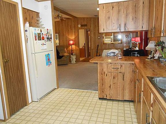 5th image of 2860 Grand Traverse Cir