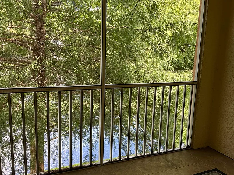 175 Bayberry Cir #1005 — Photo 4